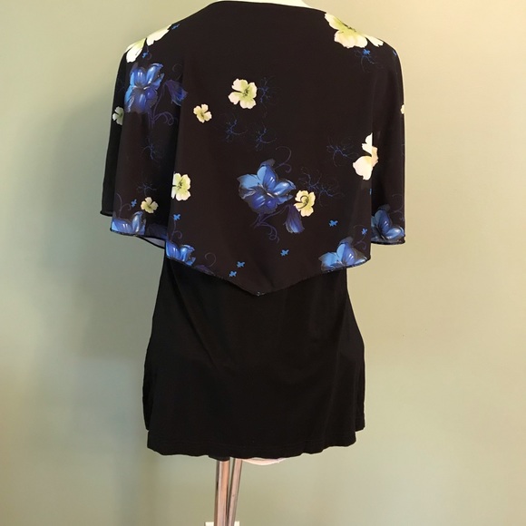 Dressfo sleeveless tank - Picture 2 of 6